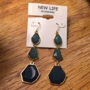 Earrings 👧🏻👗🌹